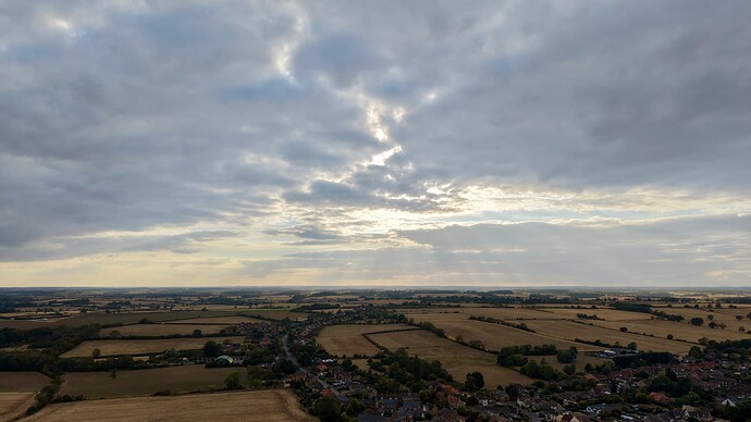 dji_fly_20260824_183546_0116_1787593983570_photo