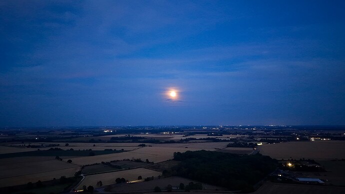 dji_fly_20260826_204206_0125_1787774727900_photo